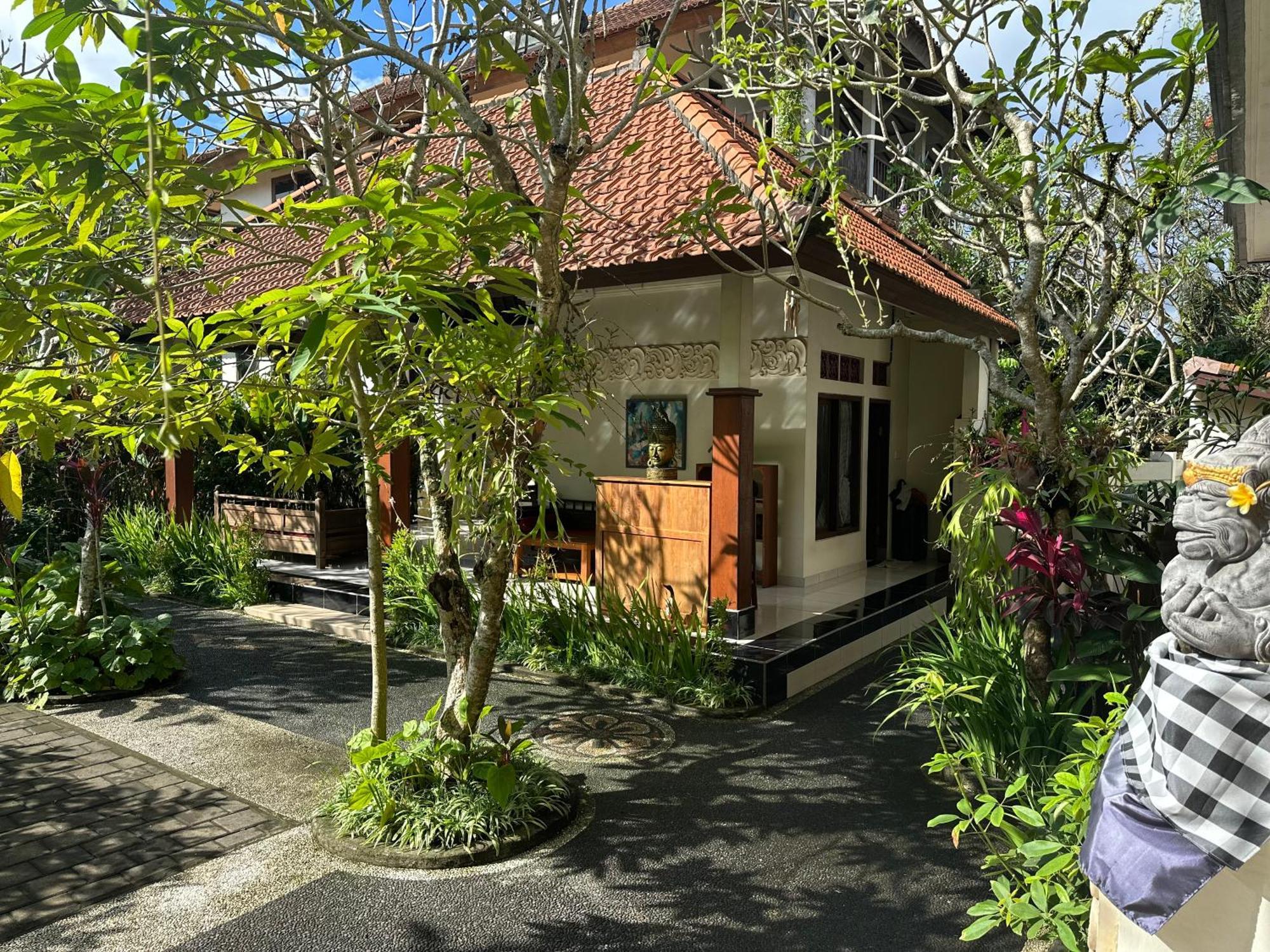 Brata Cottage Ubud Kültér fotó